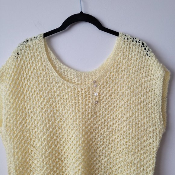 VINTAGE Handmade Hand Knit Scoop Neck Yellow Sleeveless Sweater - Picture 10 of 12